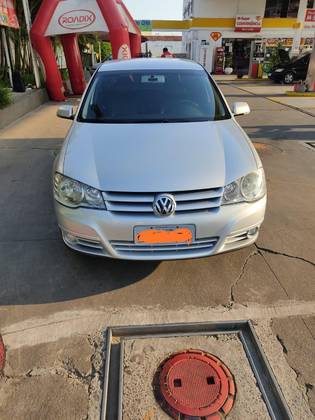 VOLKSWAGEN GOLF 2.0 MI 8V FLEX 4P TIPTRONIC